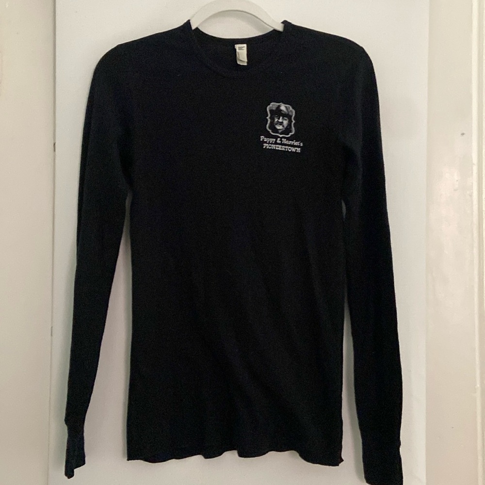 Pappy and Harriet’s Pioneertown Black Long-Sleeve T-Shirt, S